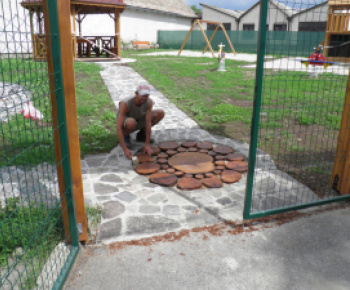 Investičné projekty a opravy / Výstavba Detského ihriska a oddychového parku rok 2017-2018 - foto