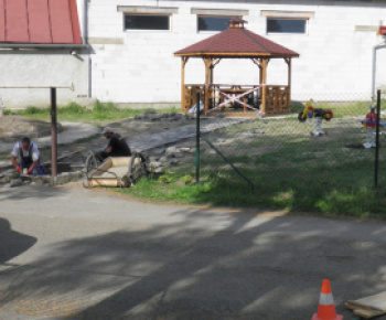 Investičné projekty a opravy / Výstavba Detského ihriska a oddychového parku rok 2017-2018 - foto