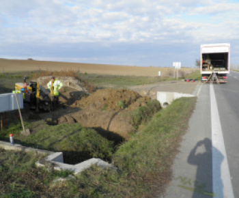 Investičné projekty a opravy / PANICKÉ DRAVCE KANALIZÁCIA  časť zberača 